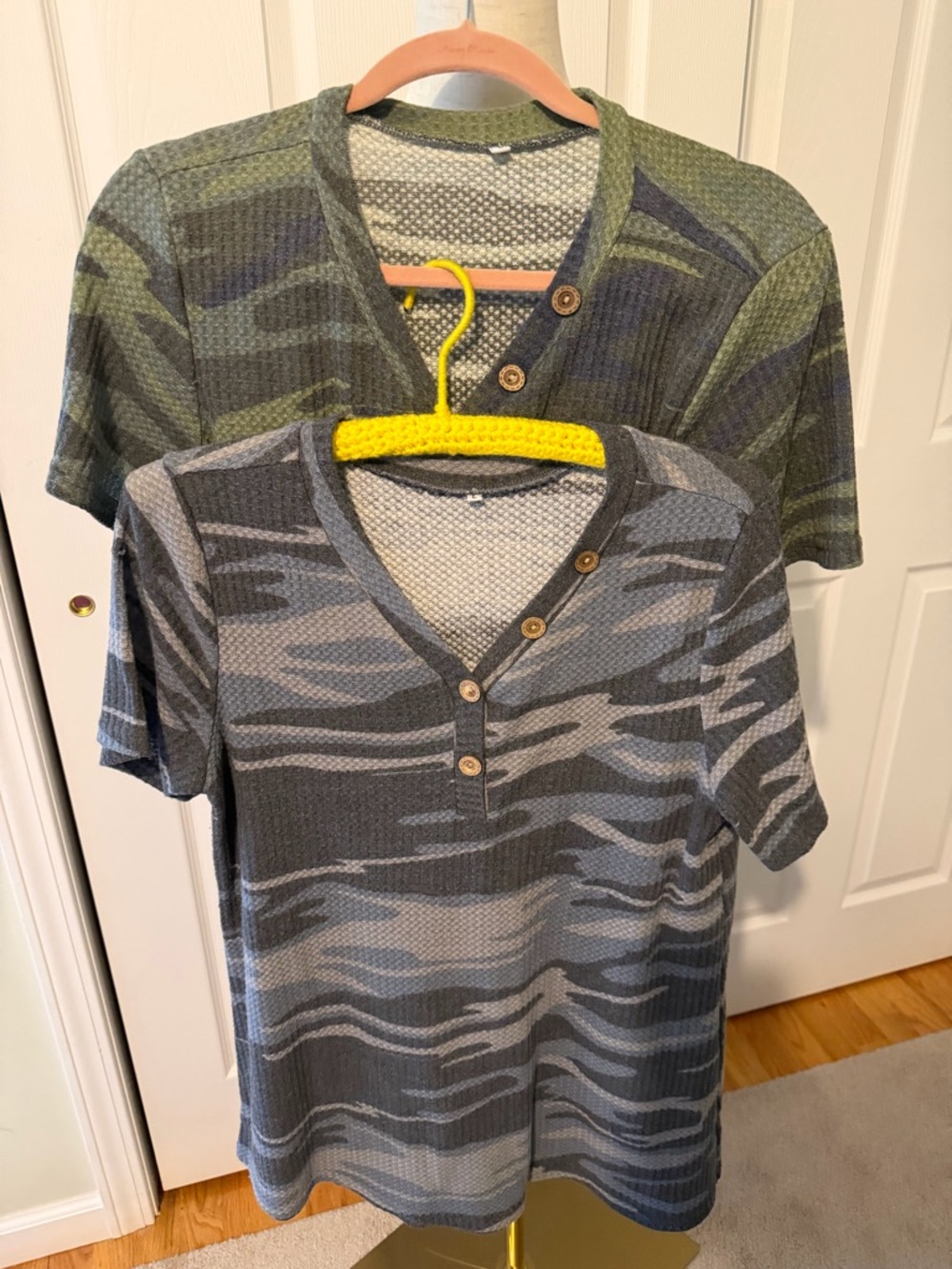 Tops set of 2